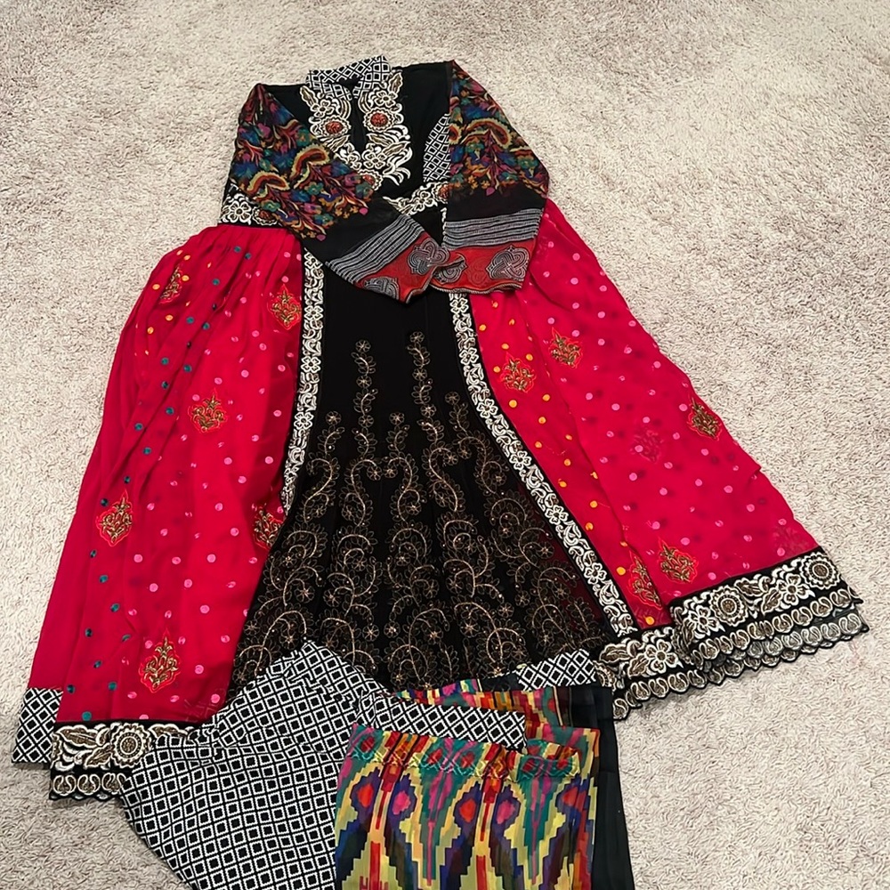 Pleated Salwar Kameez Red 3 Piece Set